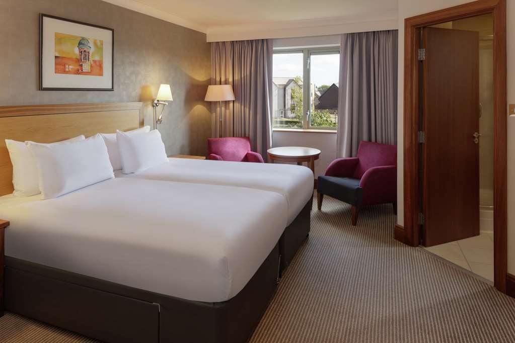 Cambridge Belfry Hotel & Spa Cambourne Phòng bức ảnh